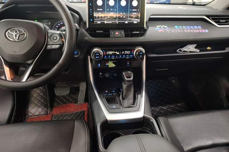 Used Toyota Wildlander 2020 Dual-Engine 2.5L E-CVT Two-Wheel Drive Prestige Edition Audio And AC Panel