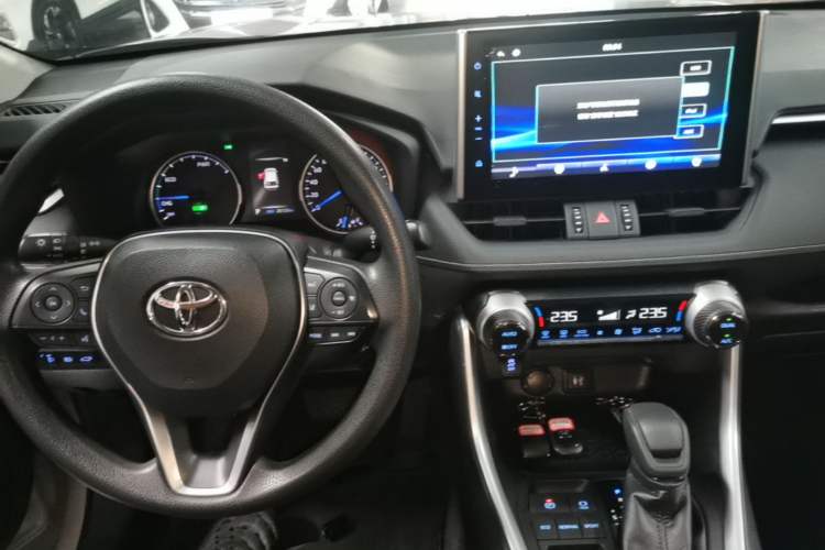 Used Toyota Wildlander 2020 Dual-Engine 2.5L E-CVT Two-Wheel Drive Luxury Edition Center Console