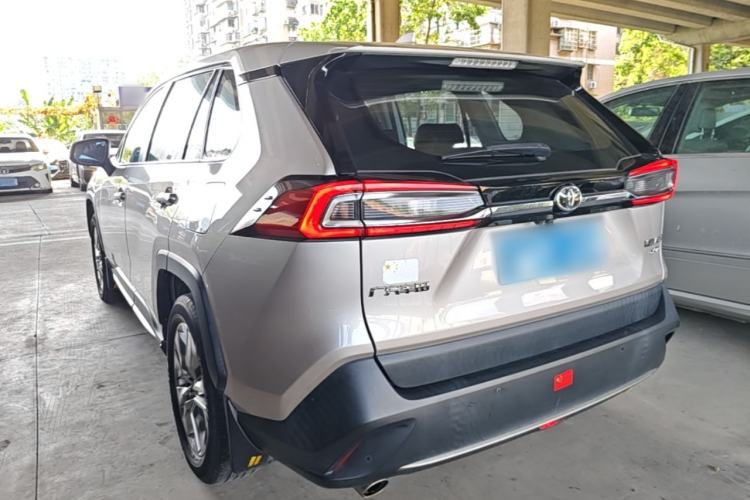 Used Toyota Wildlander 2020 2.0L CVT 4x4 Luxury Edition Exterior 2