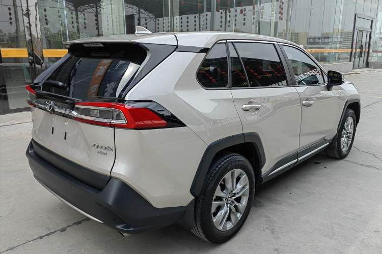 Used Toyota Wildlander 2020 2.0L CVT 4x4 Luxury Edition Exterior 3