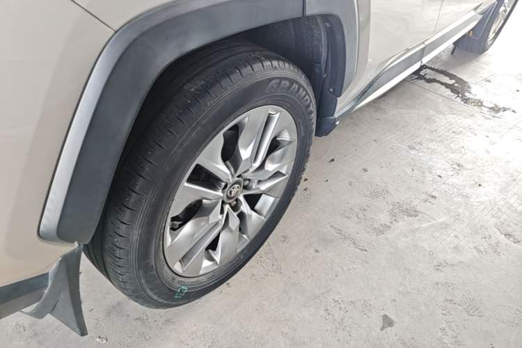 Used Toyota Wildlander 2020 2.0L CVT 4x4 Luxury Edition Exterior 5