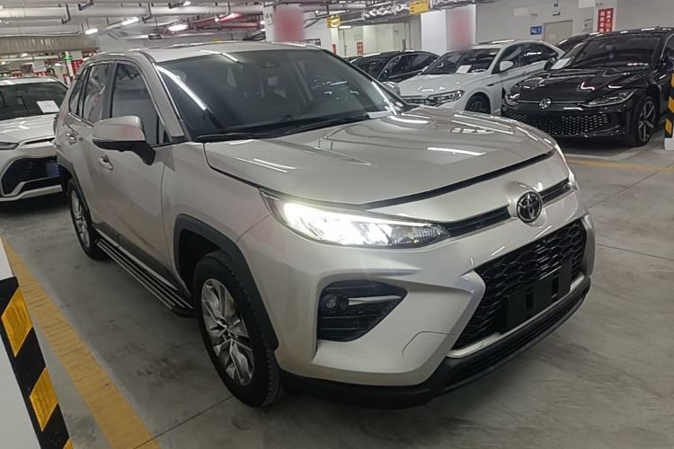 Used Toyota Wildlander 2020 2.0L CVT Two-Wheel Drive Luxury Edition Front Right 45 Deg