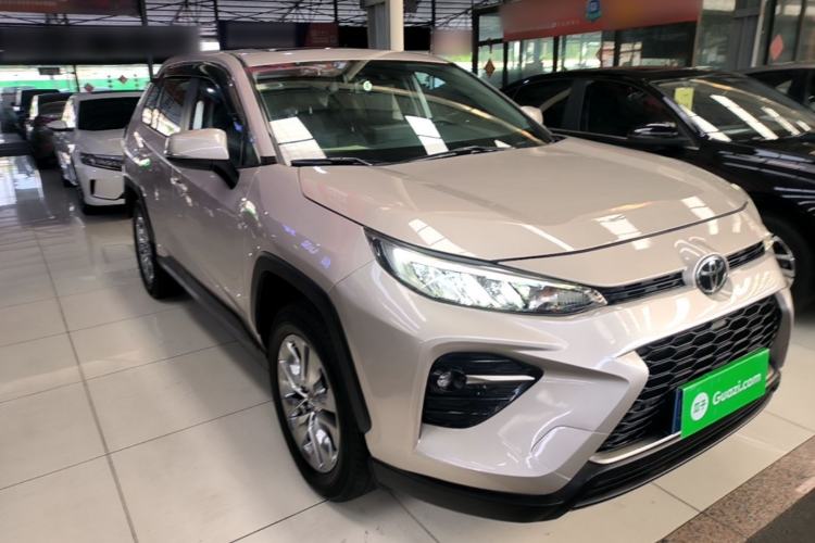 Used Toyota Wildlander 2020 2.0L CVT 4x4 Luxury Edition Front Right 45 Deg