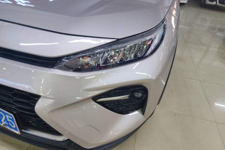 Used Toyota Wildlander 2020 Dual-Engine 2.5L E-CVT Two-Wheel Drive Luxury Edition Left Front Headlight