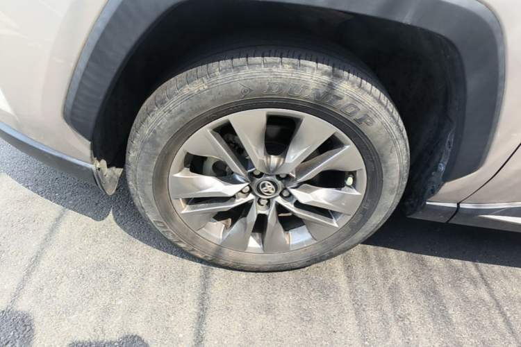 Used Toyota Wildlander 2020 2.0L CVT 4x4 Luxury Edition Left Front Wheel Hub