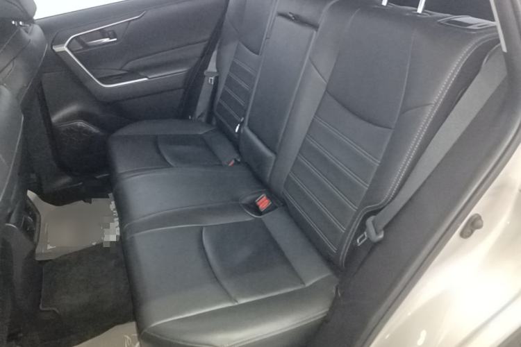Used Toyota Wildlander 2020 2.0L CVT Two-Wheel Drive Luxury Edition Left Rear Seat