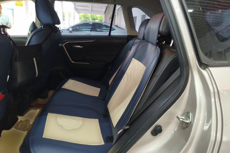 Used Toyota Wildlander 2020 2.0L CVT Two-Wheel Drive Luxury Edition Left Rear Seat