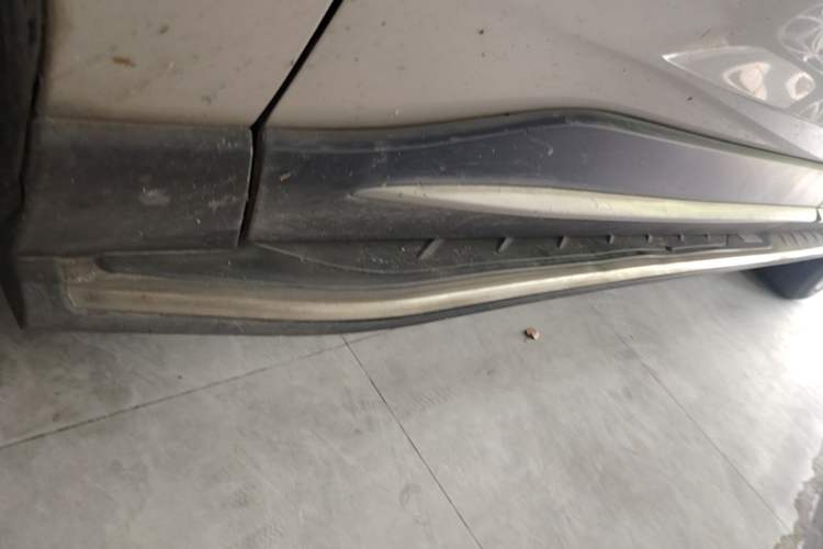 Used Toyota Wildlander 2020 Dual-Engine 2.5L E-CVT Two-Wheel Drive Prestige Edition Left Side Sill