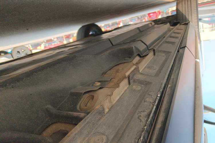 Used Toyota Wildlander 2020 2.0L CVT Two-Wheel Drive Luxury Edition Left Side Sill