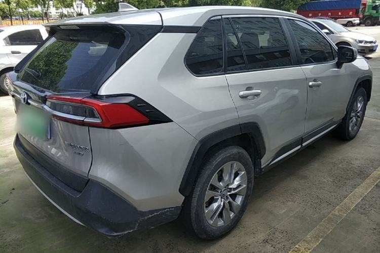 Used Toyota Wildlander 2020 2.0L CVT 4x4 Luxury Edition Rear Right 45 Deg