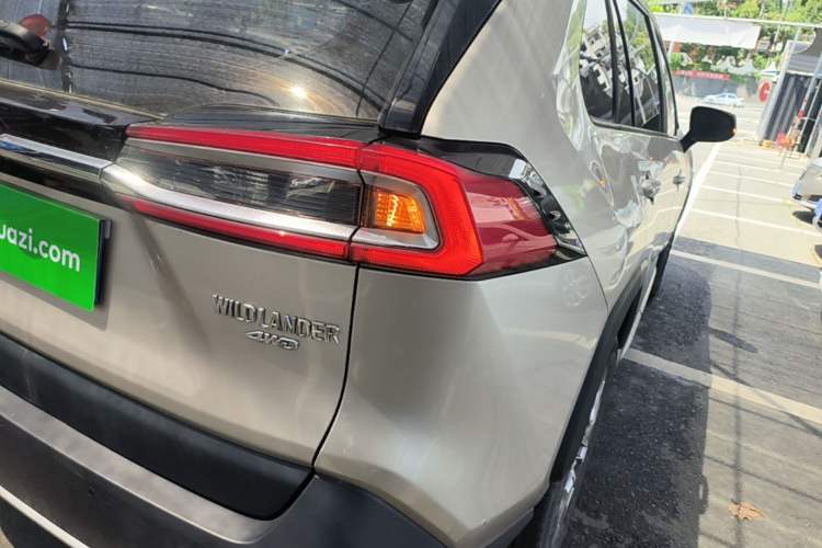 Used Toyota Wildlander 2020 2.0L CVT 4x4 Luxury Edition Right Rear Taillight