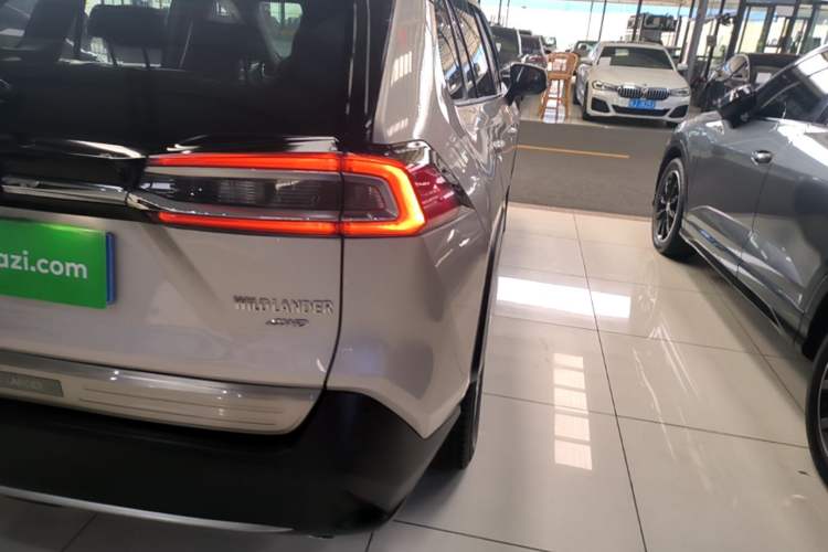 Used Toyota Wildlander 2020 2.0L CVT 4x4 Luxury Edition Right Rear Taillight