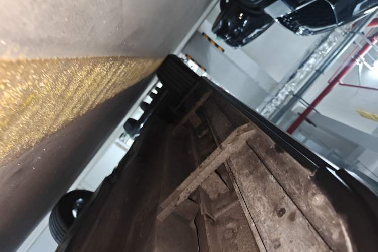 Used Toyota Wildlander 2020 2.0L CVT Two-Wheel Drive Luxury Edition Right Side Sill