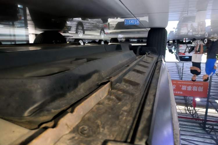 Used Toyota Wildlander 2020 2.0L CVT 4x4 Luxury Edition Right Side Sill