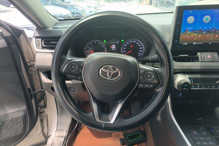 Used Toyota Wildlander 2020 2.0L CVT 4x4 Luxury Edition Steering Wheel
