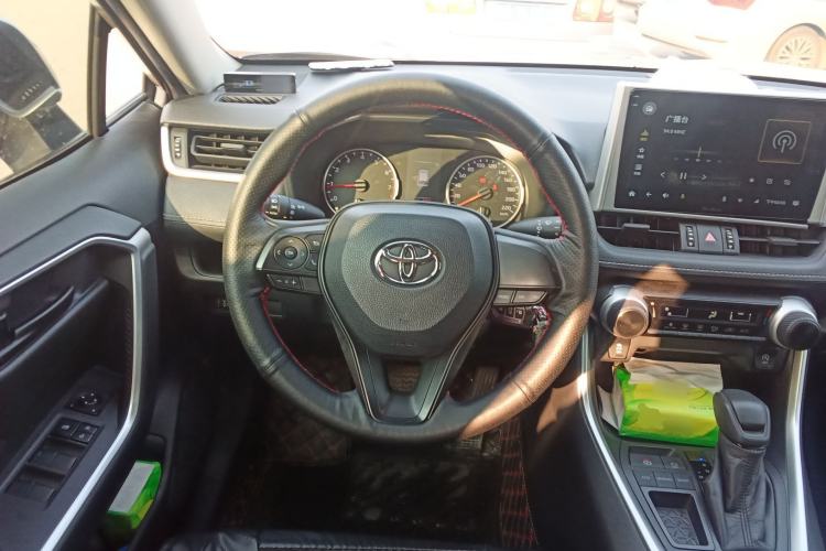 Used Toyota Wildlander 2020 2.0L CVT Two-Wheel Drive Leading Edition Steering Wheel