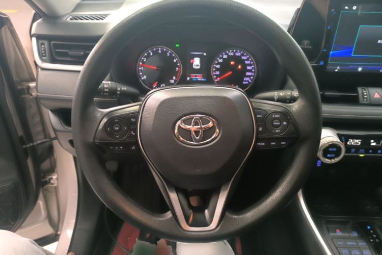 Used Toyota Wildlander 2020 2.0L CVT 4x4 Luxury Edition Steering Wheel