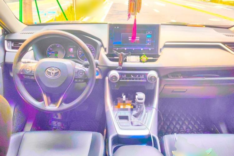 Used Toyota Wildlander 2020 Dual-Engine 2.5L E-CVT Two-Wheel Drive Luxury Edition Center Console