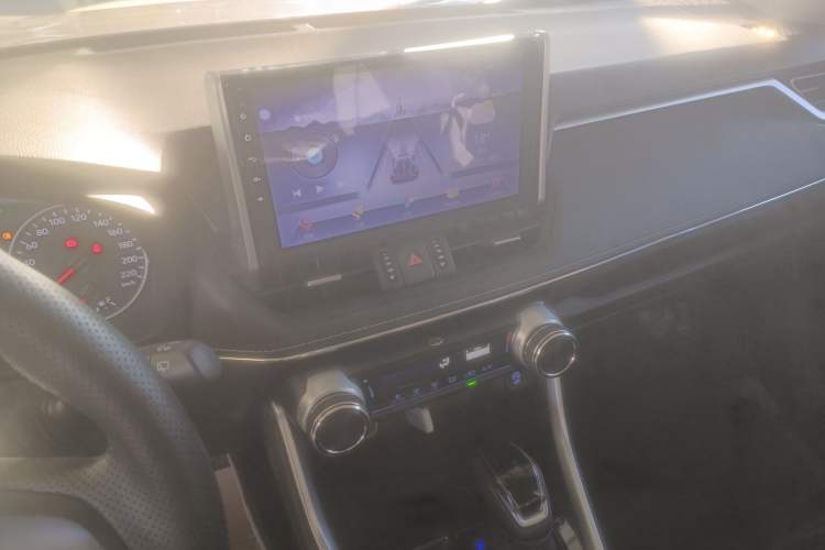 Used Toyota Wildlander 2020 2.0L CVT Two-Wheel Drive Leading Edition Audio And AC Panel