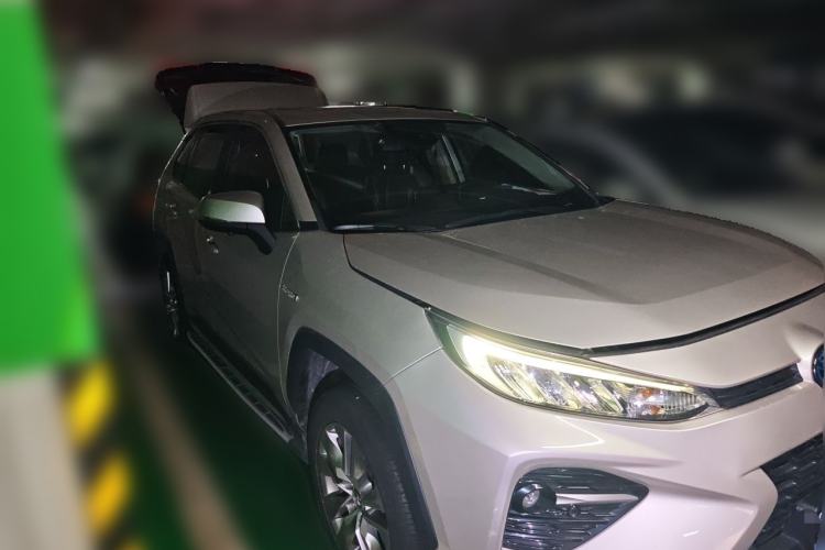 Used Toyota Wildlander 2020 Dual-Motor 2.5L E-CVT Four-Wheel Drive Luxury Edition Front Right 45 Deg