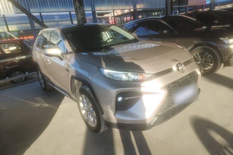 Used Toyota Wildlander 2020 2.0L CVT Two-Wheel Drive Leading Edition Front Right 45 Deg