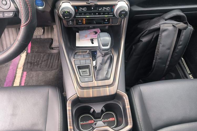Used Toyota Wildlander 2020 Dual-Engine 2.5L E-CVT Two-Wheel Drive Prestige Edition Gear Lever