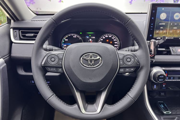 Used Toyota Wildlander 2020 Dual-Engine 2.5L E-CVT Two-Wheel Drive Prestige Edition Interior 6