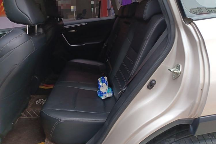 Used Toyota Wildlander 2020 2.0L CVT 4x4 Luxury Edition Left Rear Seat