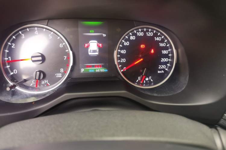 Used Toyota Wildlander 2020 2.0L CVT Two-Wheel Drive Leading Edition Odometer Close Up