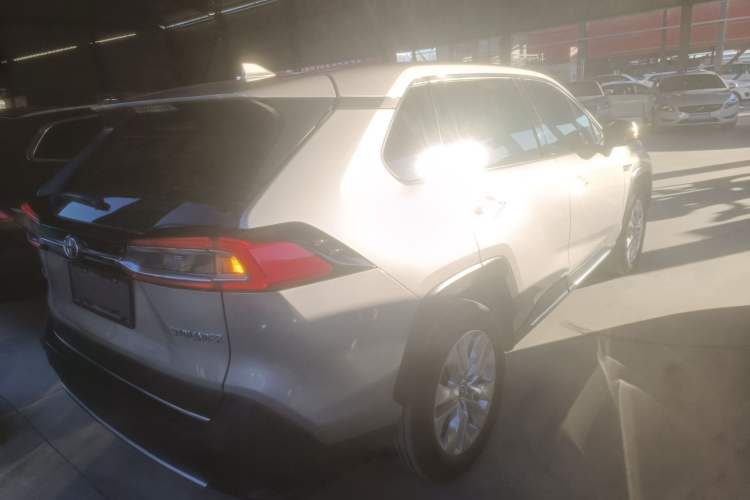 Used Toyota Wildlander 2020 2.0L CVT Two-Wheel Drive Leading Edition Rear Right 45 Deg