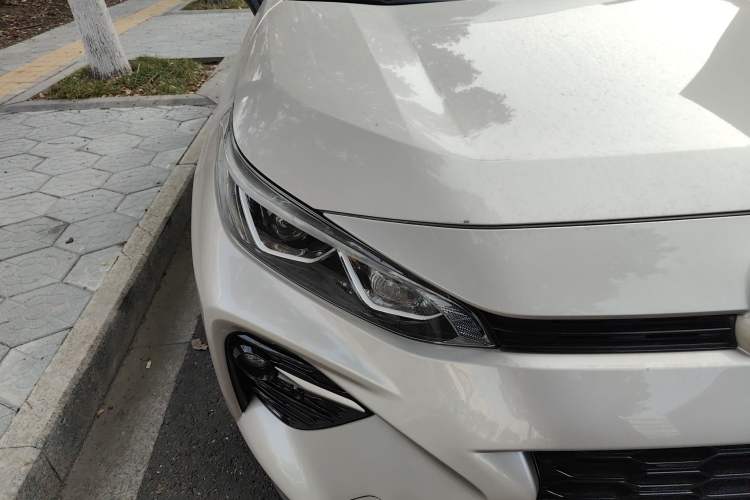 Used Toyota Wildlander 2020 Dual-Engine 2.5L E-CVT Two-Wheel Drive Prestige Edition Right Front Headlight