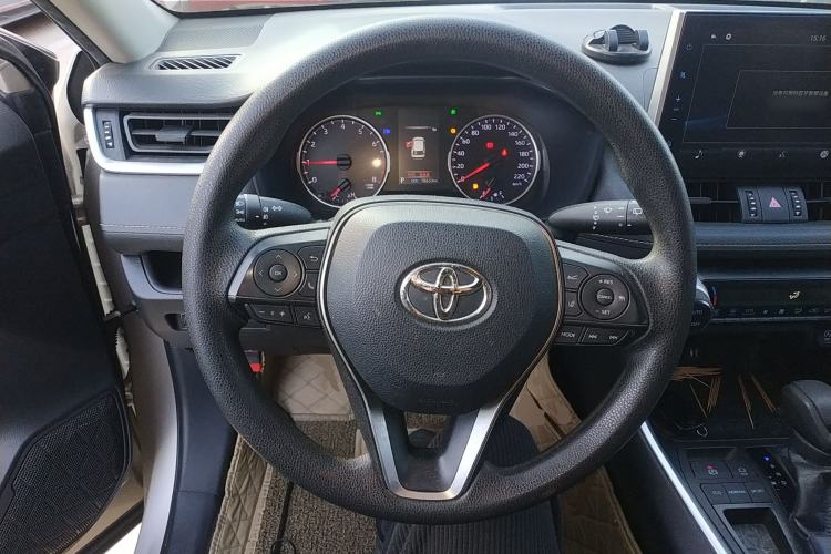 Used Toyota Wildlander 2020 2.0L CVT Two-Wheel Drive Luxury Edition Steering Wheel