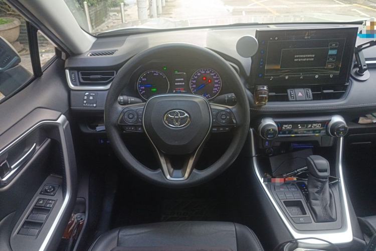 Used Toyota Wildlander 2020 Dual-Engine 2.5L E-CVT Two-Wheel Drive Luxury Edition Steering Wheel
