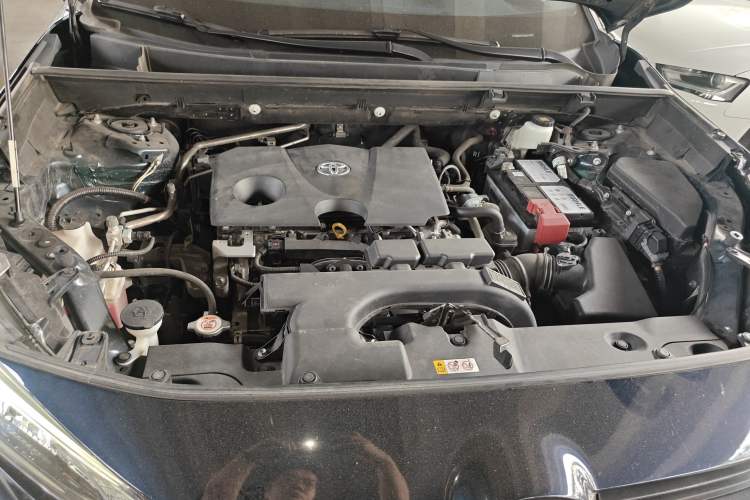 Used Toyota Wildlander 2020 2.0L CVT Two-Wheel Drive Luxury Edition Engine Bay