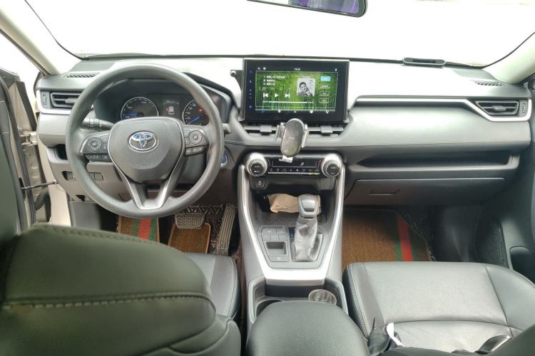 Used Toyota Wildlander 2020 Dual-Engine 2.5L E-CVT Two-Wheel Drive Luxury Edition Center Console