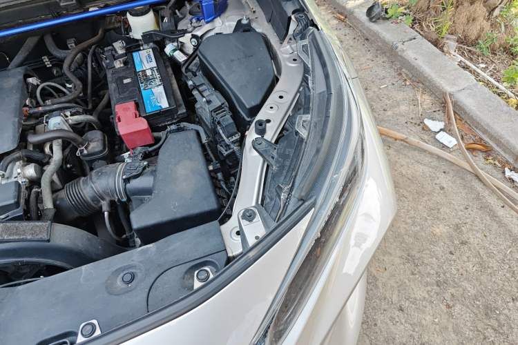 Used Toyota Wildlander 2020 2.0L CVT 4x4 Luxury Edition Engine Bay Left