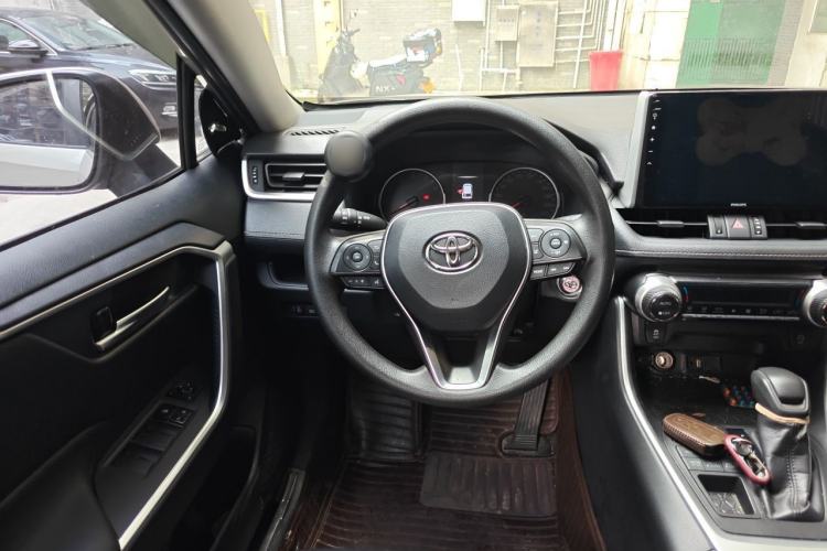 Used Toyota Wildlander 2020 2.0L CVT 4x4 Luxury Edition Steering Wheel