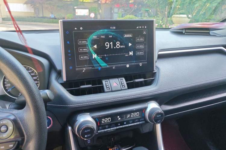 Used Toyota Wildlander 2020 Dual-Motor 2.5L E-CVT Four-Wheel Drive Luxury Edition Audio And AC Panel