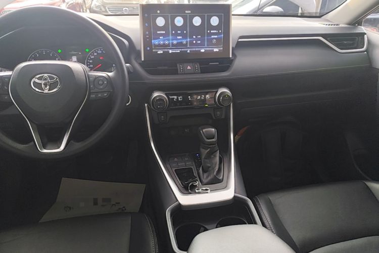 Used Toyota Wildlander 2020 2.0L CVT Two-Wheel Drive Luxury Edition Audio And AC Panel