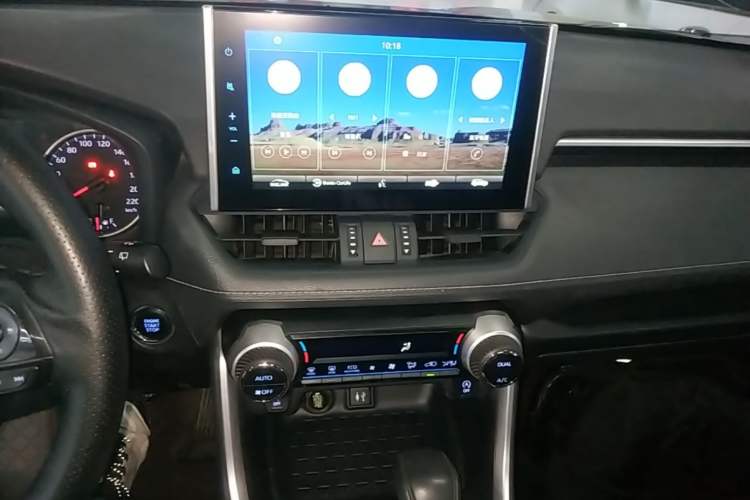 Used Toyota Wildlander 2020 2.0L CVT Two-Wheel Drive Luxury Edition Audio And AC Panel