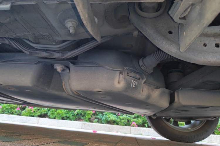 Used Toyota Wildlander 2020 Dual-Motor 2.5L E-CVT Four-Wheel Drive Luxury Edition Chassis Rear Left
