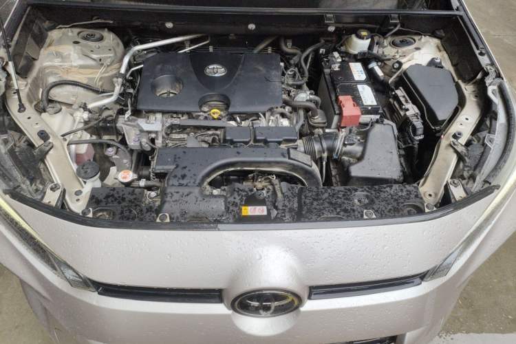 Used Toyota Wildlander 2020 2.0L CVT 4x4 Luxury Edition Engine Bay