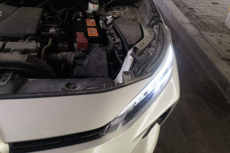 Used Toyota Wildlander 2020 2.0L CVT Two-Wheel Drive Luxury Edition Engine Bay Left