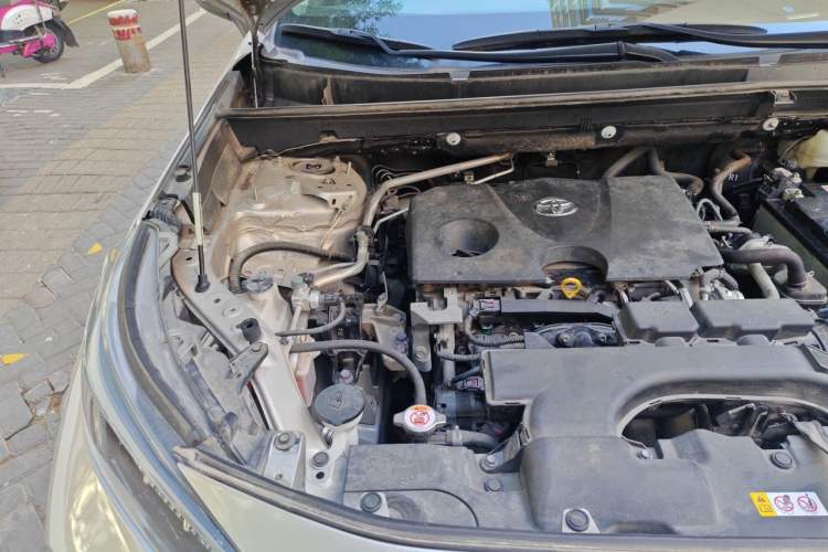 Used Toyota Wildlander 2020 2.0L CVT Two-Wheel Drive Luxury Edition Engine Bay Right