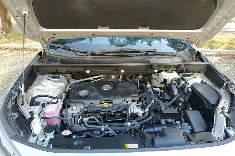 Used Toyota Wildlander 2020 Dual-Engine 2.5L E-CVT Two-Wheel Drive Luxury Edition Engine Bay