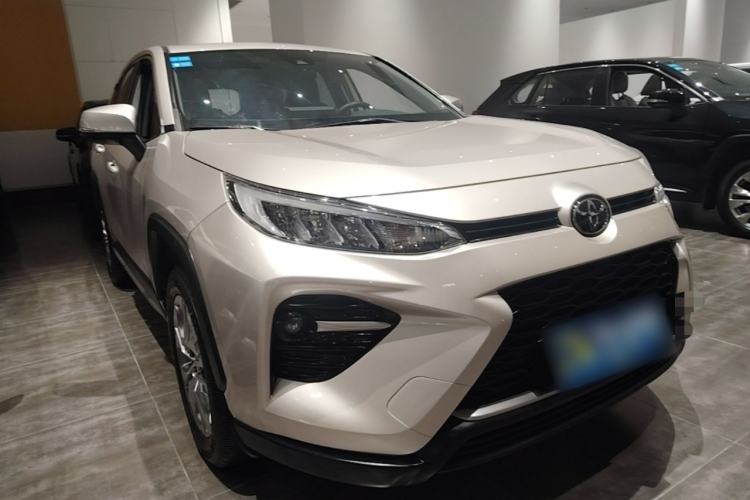 Used Toyota Wildlander 2020 2.0L CVT Two-Wheel Drive Luxury Edition Front Right 45 Deg