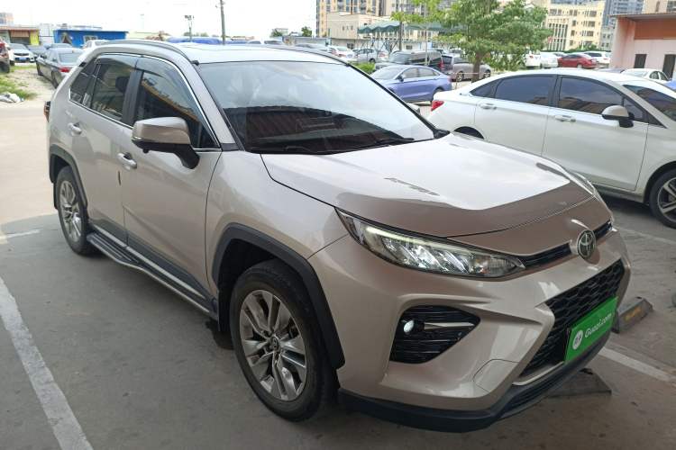 Used Toyota Wildlander 2020 2.0L CVT Two-Wheel Drive Luxury Edition Front Right 45 Deg