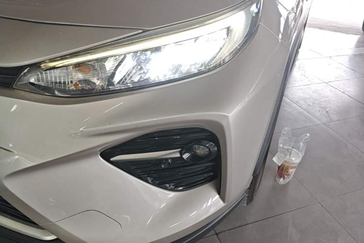 Used Toyota Wildlander 2020 Dual-Motor 2.5L E-CVT Four-Wheel Drive Luxury Edition Left Front Headlight