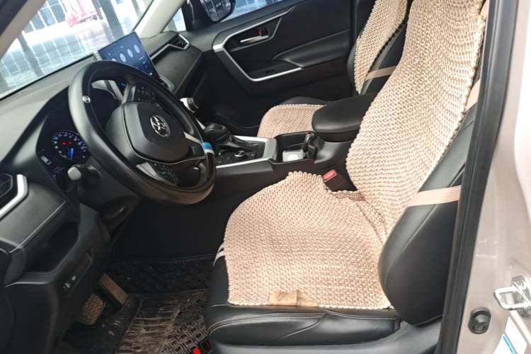 Used Toyota Wildlander 2020 Dual-Motor 2.5L E-CVT Four-Wheel Drive Luxury Edition Left Front Seat