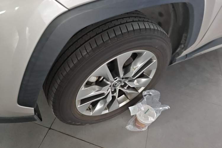Used Toyota Wildlander 2020 Dual-Motor 2.5L E-CVT Four-Wheel Drive Luxury Edition Left Front Wheel Hub